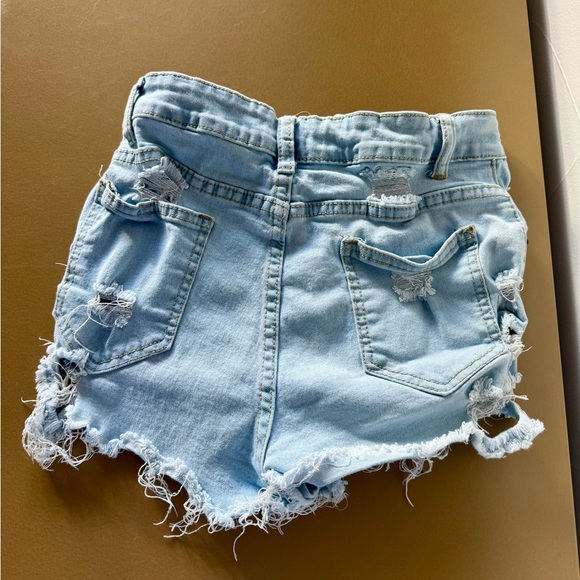 Stylish Light Blue Distressed Denim Shorts - Picture 5 of 5